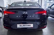 Hyundai Elantra Premium