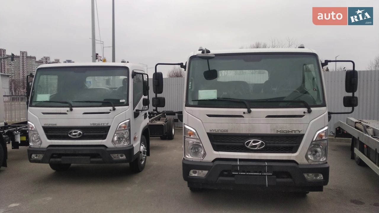 Hyundai EX10 Base