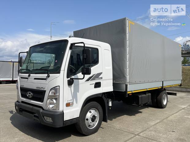 Hyundai EX8 2024