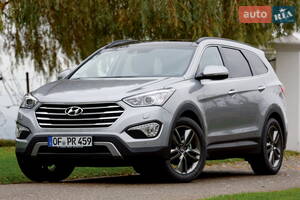 Hyundai Grand Santa Fe 2017 року