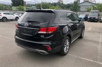 Hyundai Grand Santa Fe Premium