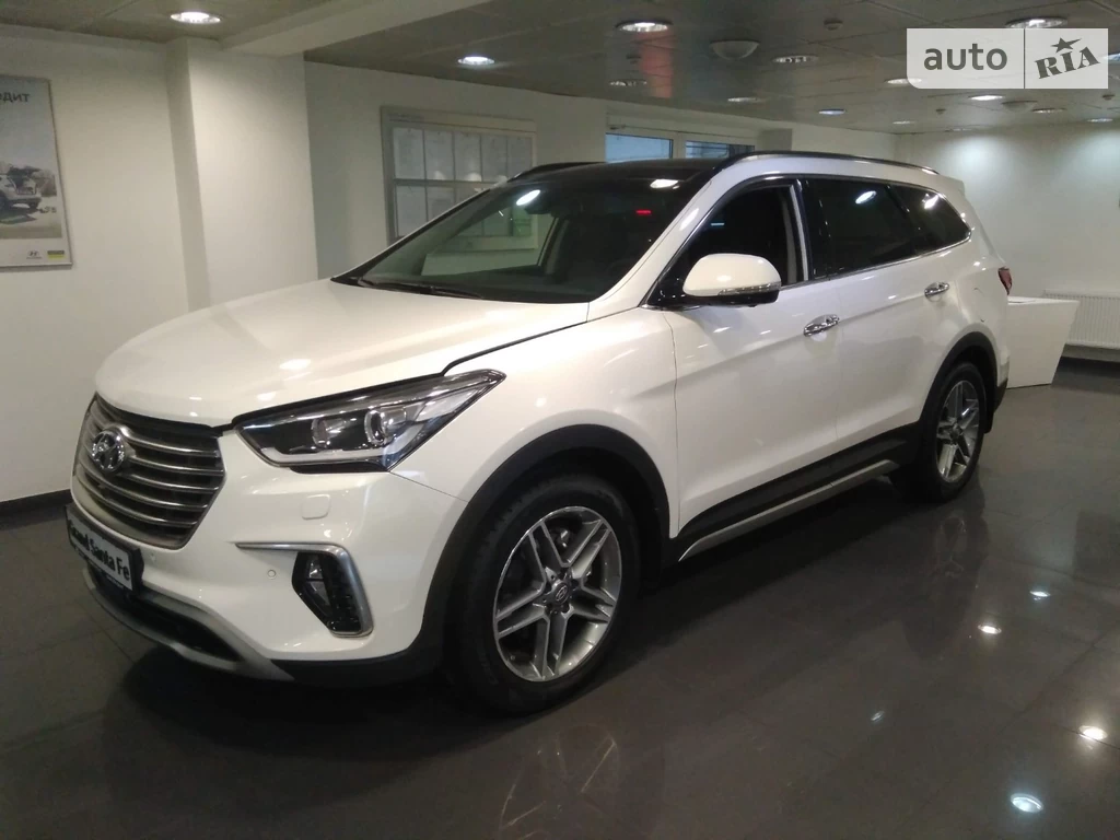 Hyundai Grand Santa Fe VIP