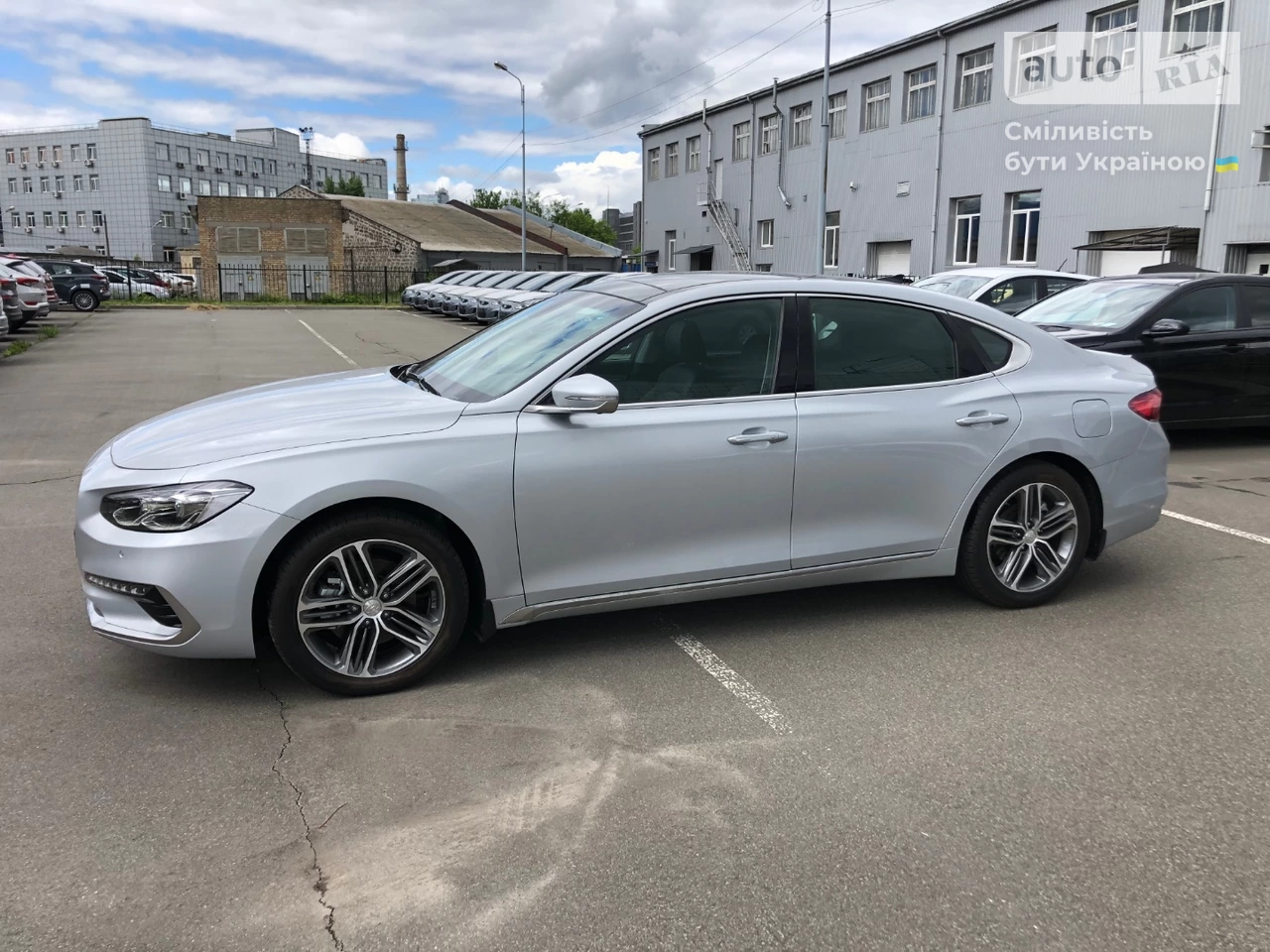 Hyundai Grandeur Top Panorama