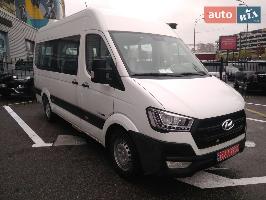 Hyundai H 350 пасс. Base