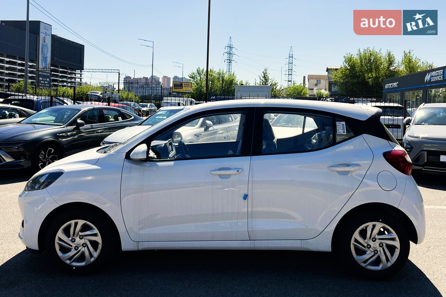 Hyundai i10 - фото 7