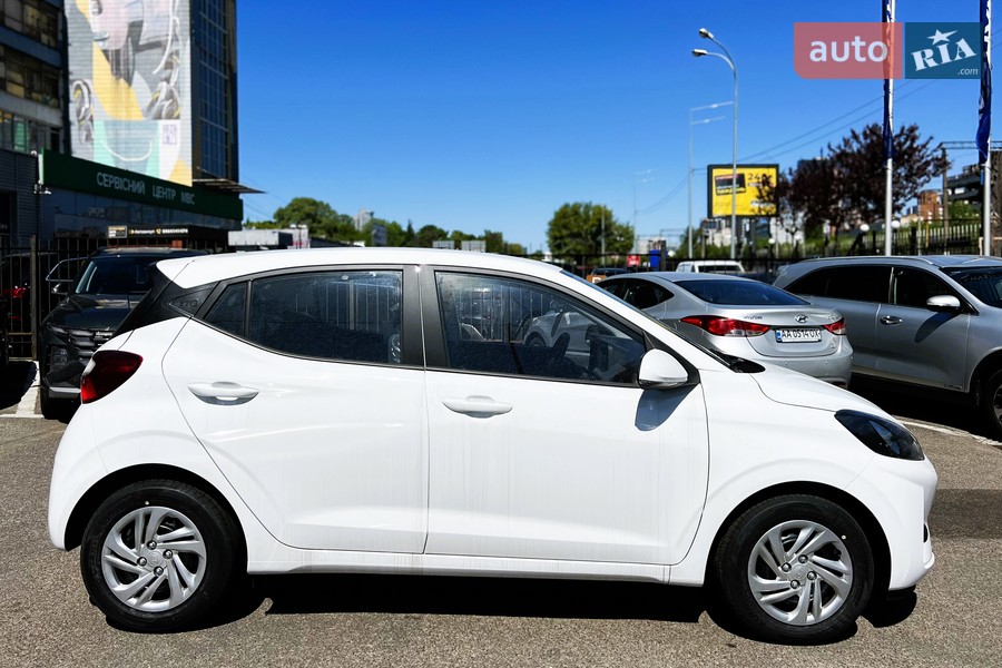 Hyundai i10 - фото 6