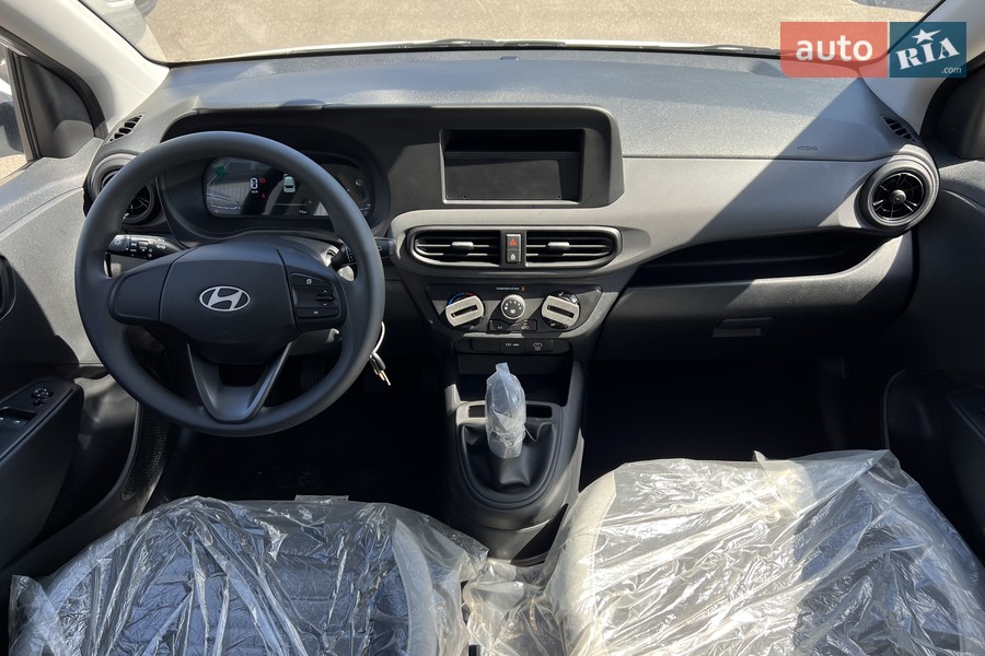 Hyundai i10 - фото 28