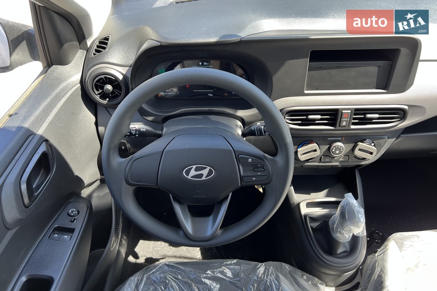 Hyundai i10 - фото 32