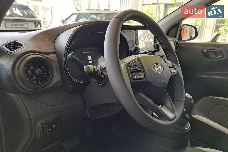 Hyundai i10 - фото 12