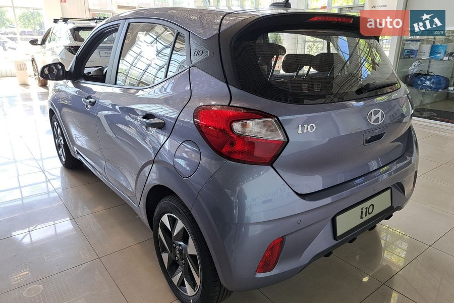Hyundai i10 - фото 5