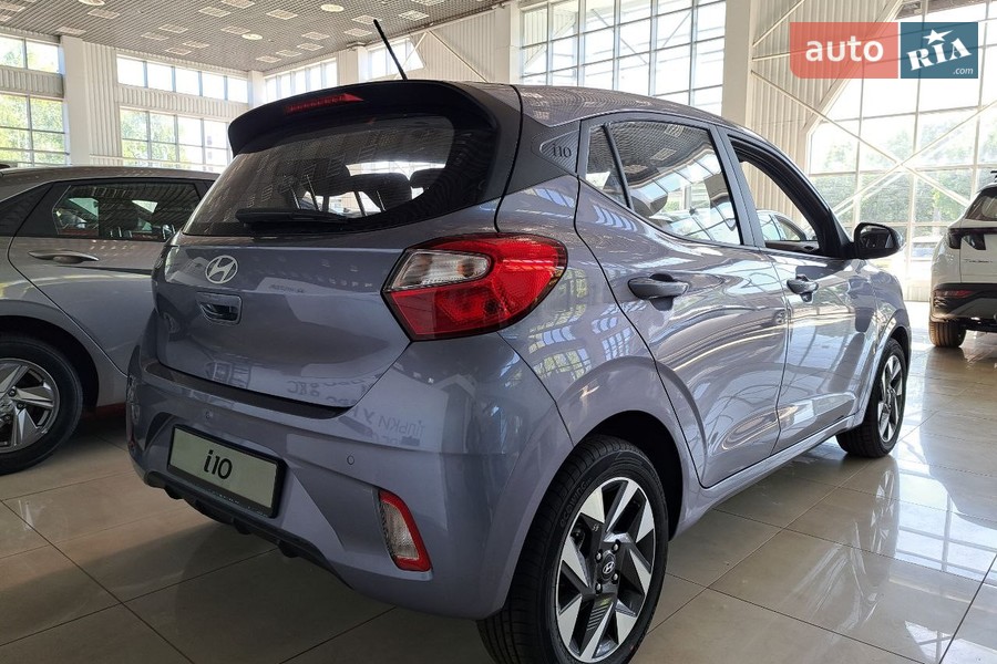 Hyundai i10 - фото 8