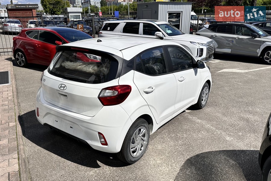 Hyundai i10 - фото 5