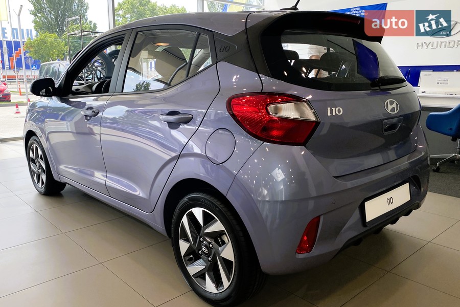 Hyundai i10 - фото 8