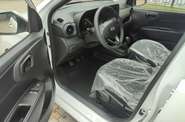 Hyundai i10 - фото 12