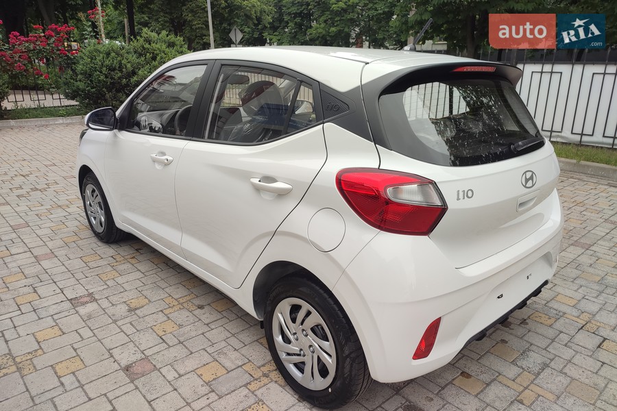 Hyundai i10 - фото 7