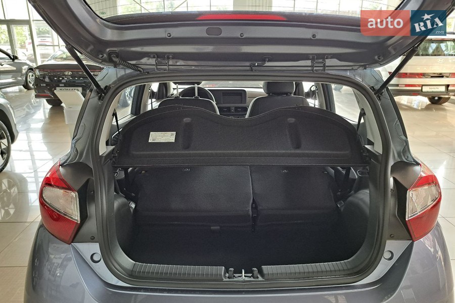 Hyundai i10 - фото 6