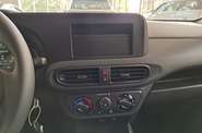 Hyundai i10 - фото 14