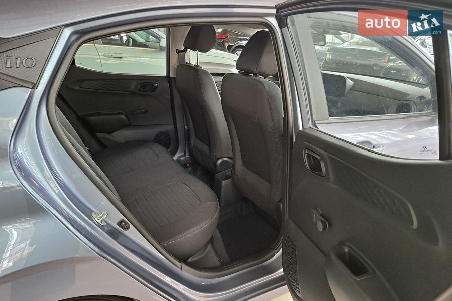 Hyundai i10 - фото 20