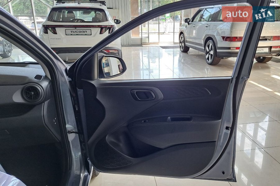 Hyundai i10 - фото 18