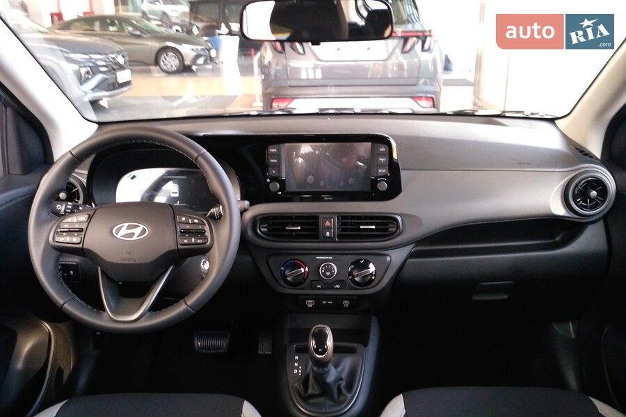 Hyundai i10 - фото 11