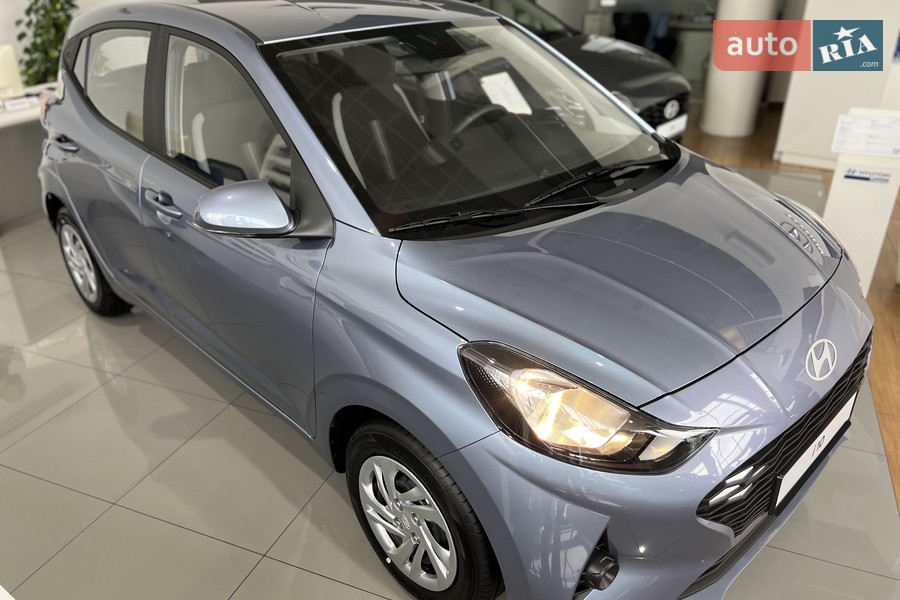 Hyundai i10 - фото 1