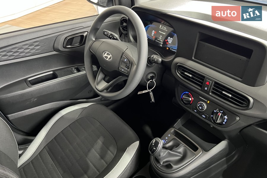 Hyundai i10 - фото 8