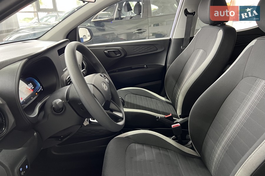Hyundai i10 - фото 13
