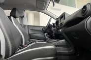 Hyundai i10 - фото 18