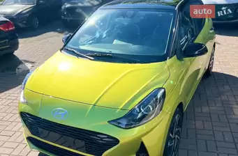 Hyundai i10 Hyundai i10