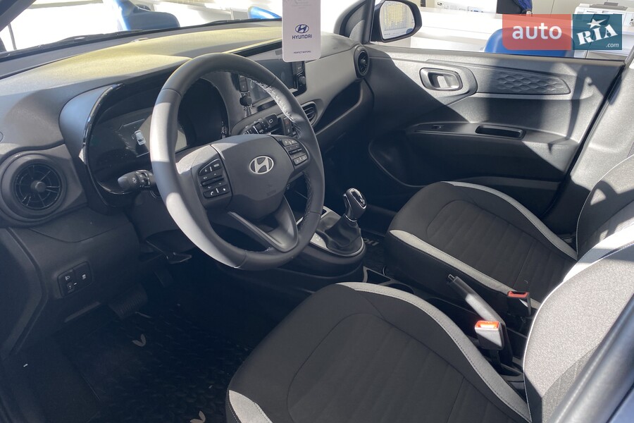 Hyundai i10 - фото 10