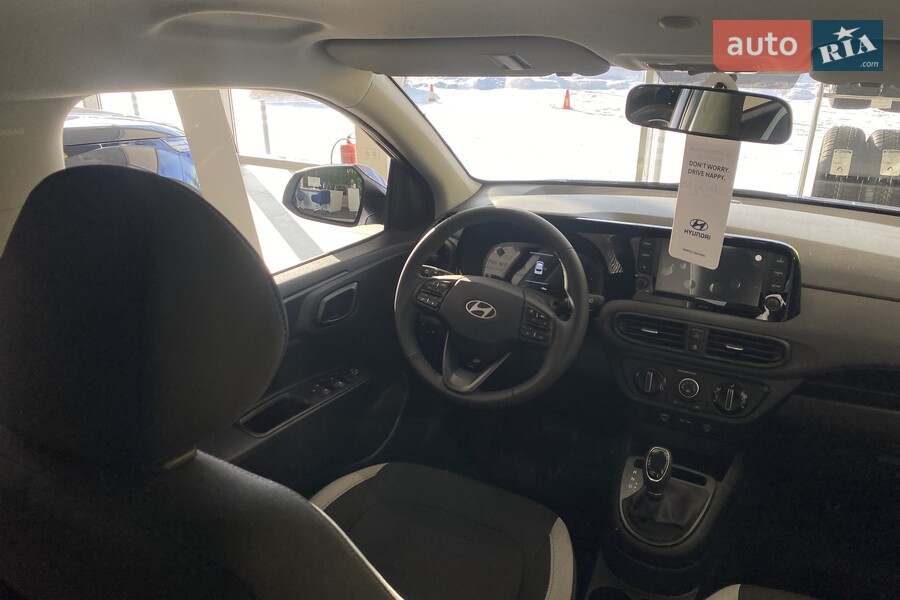 Hyundai i10 - фото 16