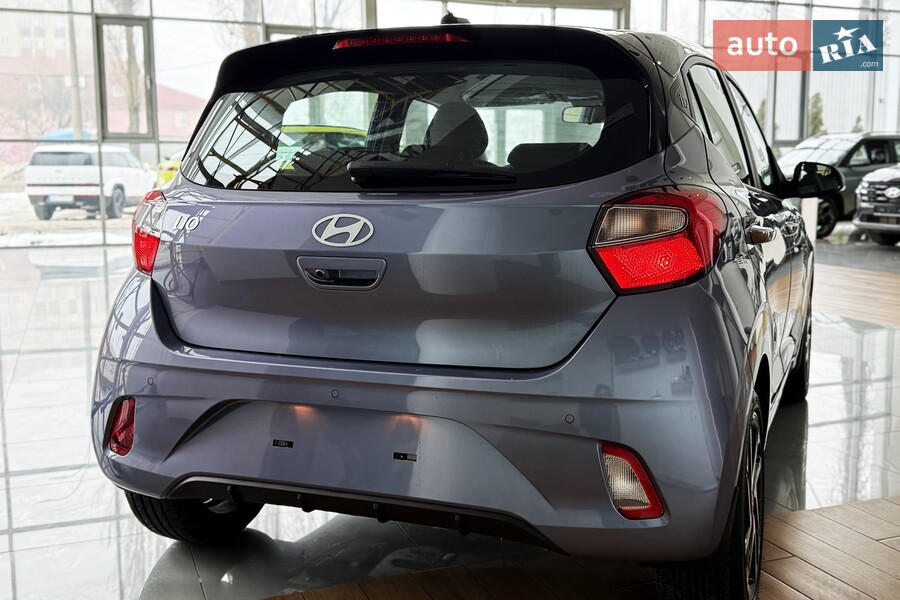Hyundai i10 - фото 7