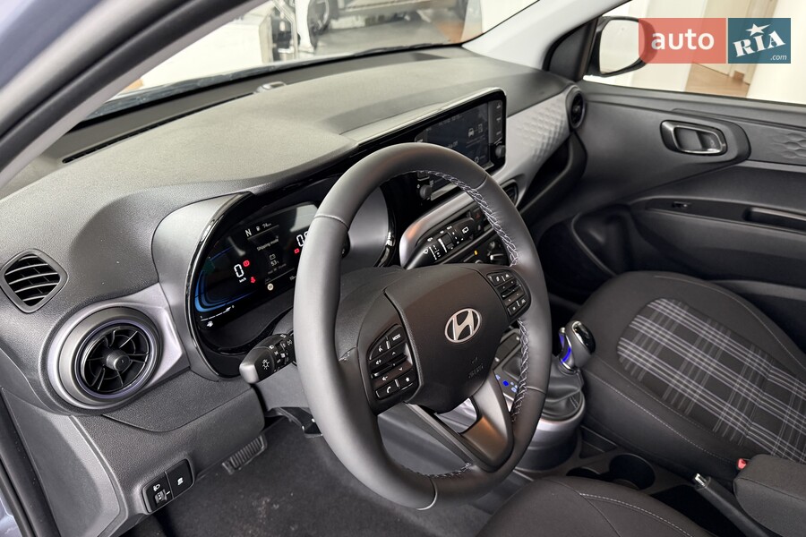 Hyundai i10 - фото 17