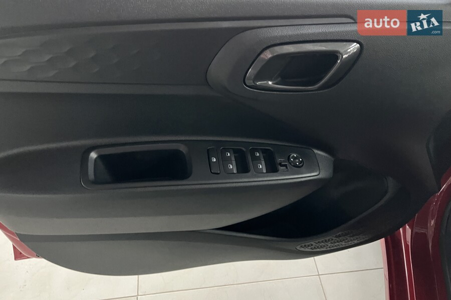 Hyundai i10 - фото 8