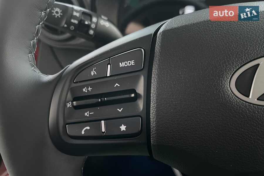 Hyundai i10 - фото 10