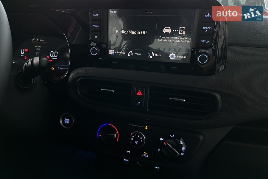 Hyundai i10 - фото 18