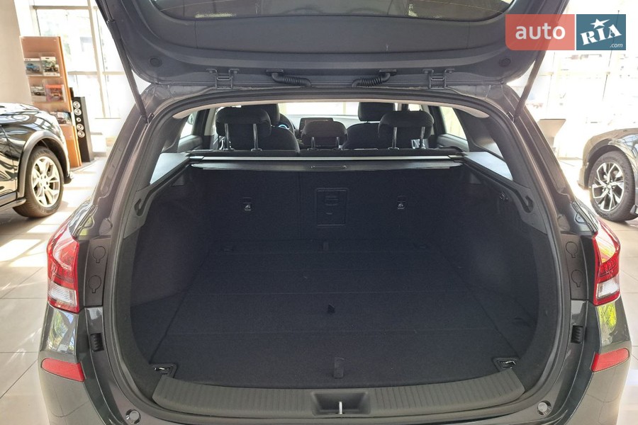 Hyundai i30 Wagon - фото 23