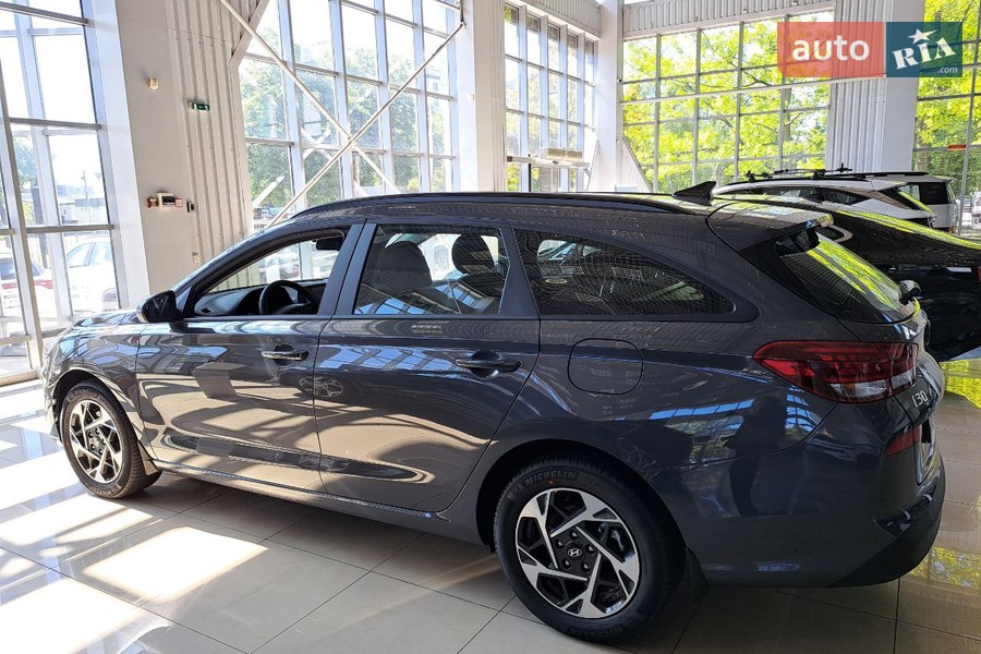 Hyundai i30 Wagon - фото 6