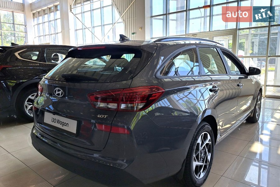 Hyundai i30 Wagon - фото 10