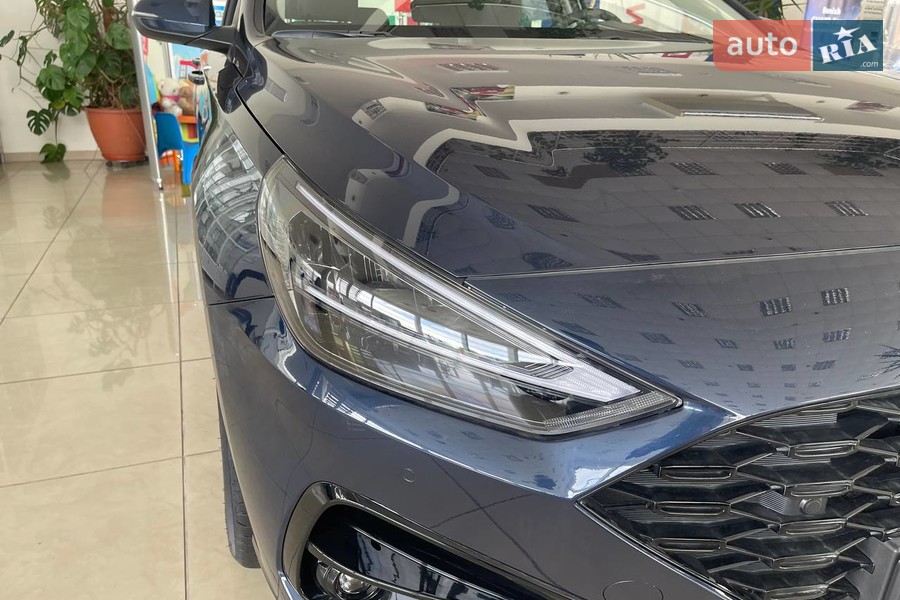 Hyundai i30 - фото 4