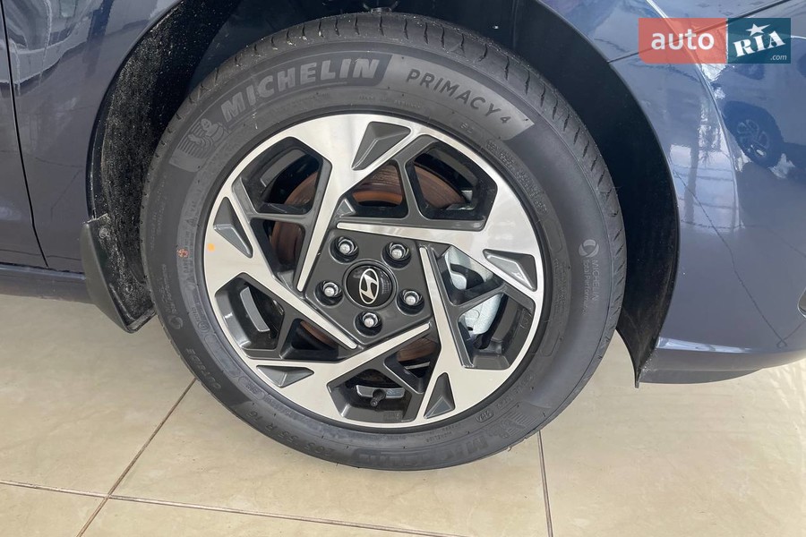 Hyundai i30 - фото 5