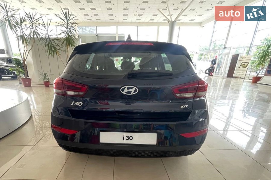 Hyundai i30 - фото 7