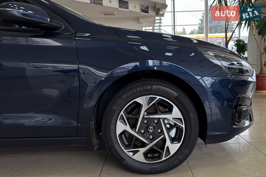 Hyundai i30 - фото 7