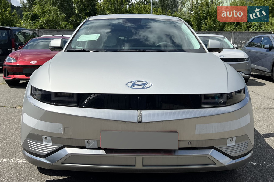 Hyundai Ioniq 5 - фото 1