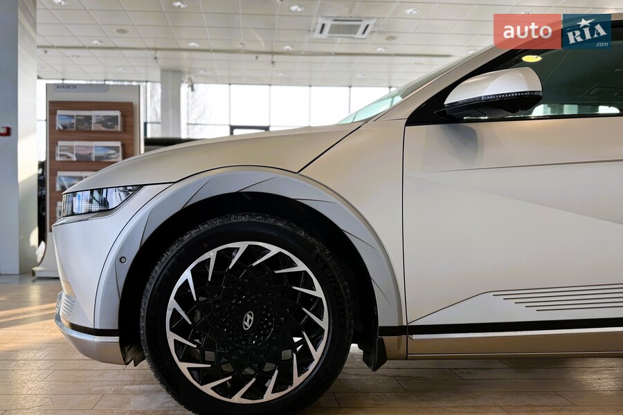 Hyundai Ioniq 5 - фото 11