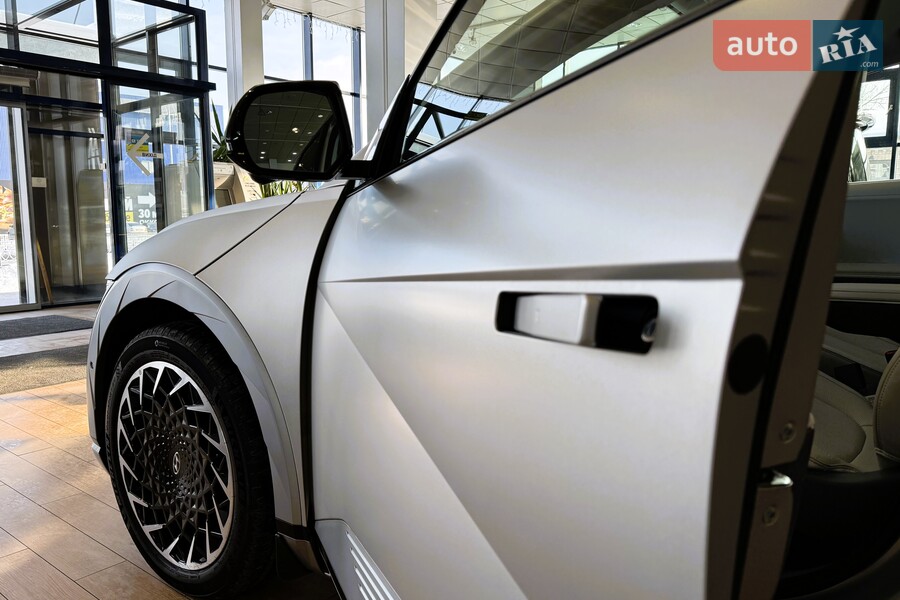 Hyundai Ioniq 5 - фото 12