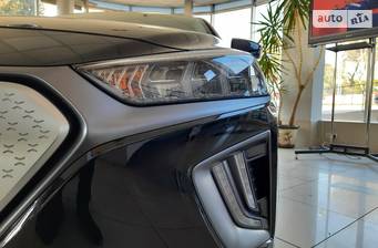 Hyundai Ioniq Electric 2021 Top