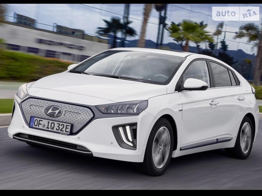 Hyundai Ioniq Top