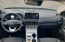 Hyundai Kona Electric Top