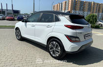 Hyundai Kona Electric Top